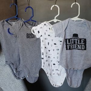 6M Baby Bear Gray And White Onesie Set Of 4
